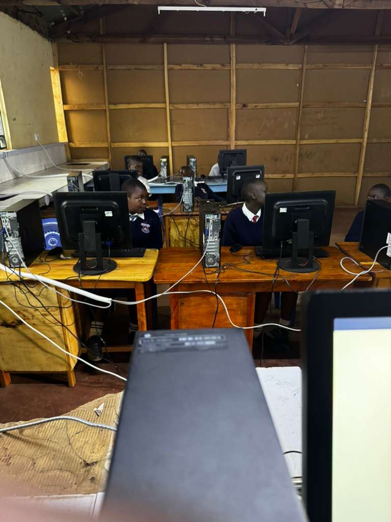 Students working in computer lab during CBC research project